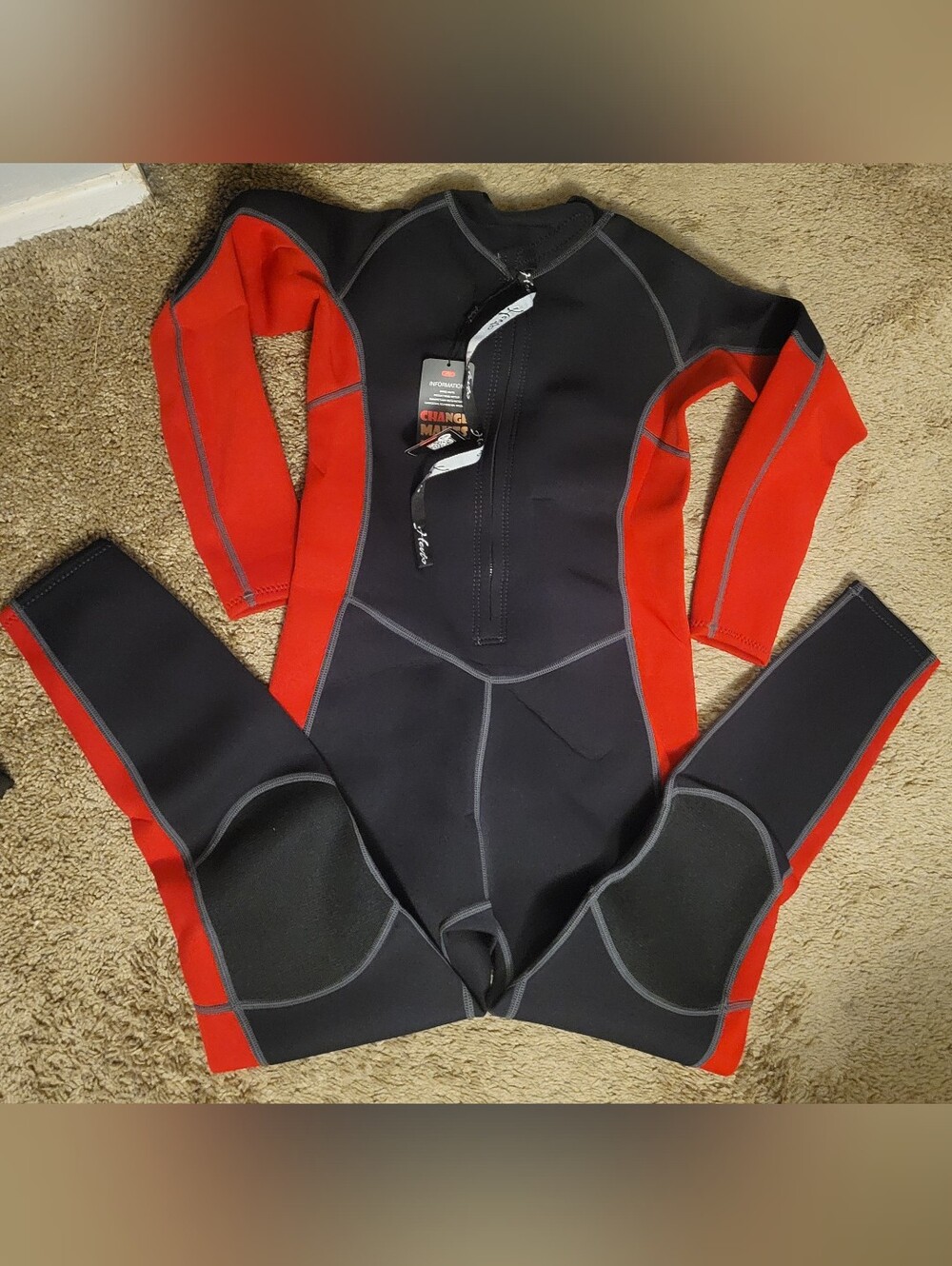Hevto Youth Neoprene Wetsuit 3/2mm Full Wet Suit  Size 14